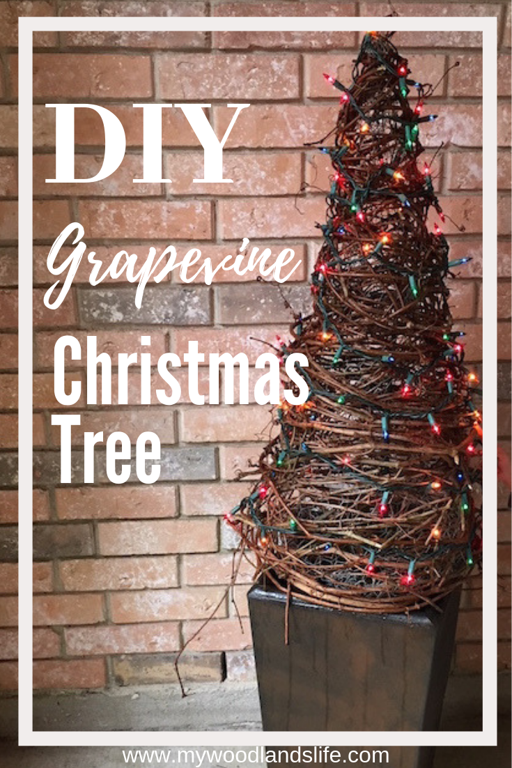 DIY Outdoor Grapevine Christmas Tree