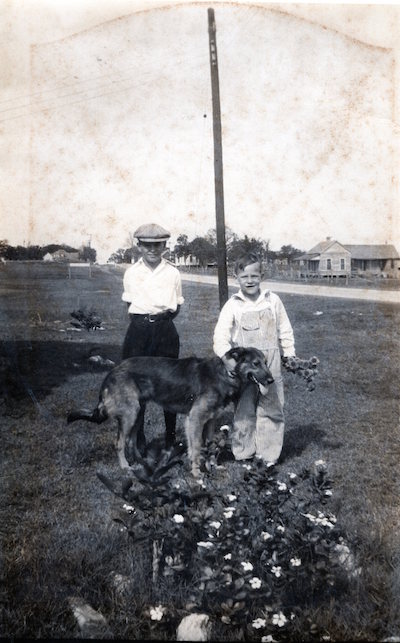 Digitizing old photographs