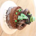 How to make a monster truck themed birthday cake.