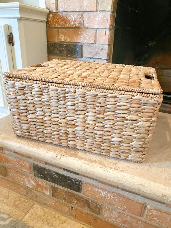 How to make a decorative file organizer with a water hyacinth basket and mesh file frame 